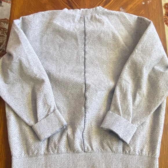 Nike Gray Textured Sweatshirt - Picture 7 of 7